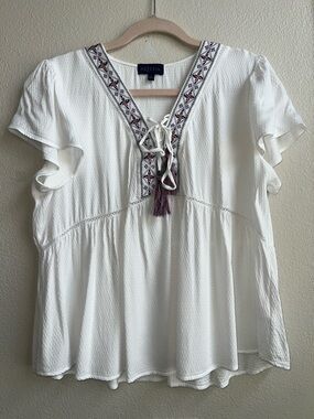 White Embroidered Tassel Peasant Blouse